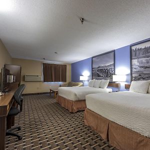 Studio Suite Two Queen Beds Non-Smoking